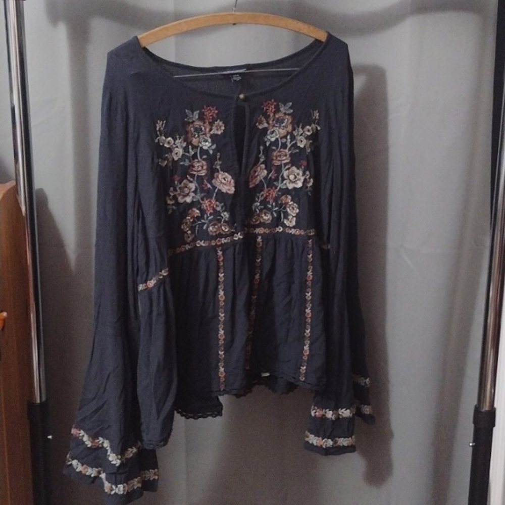 American Eagle Outfitters, medium greyish blue long sleeve.